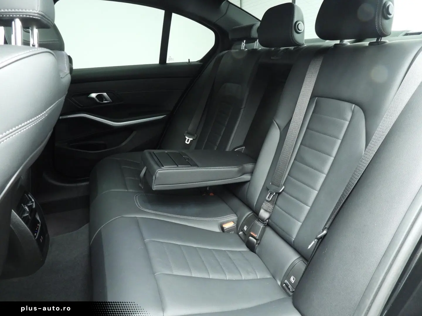 BMW 318 3 Serie Sedan 318i   M-Sportpakket   LED   L