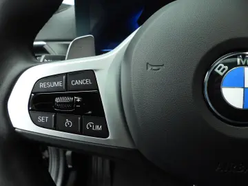 BMW 318 3 Serie Sedan 318i   M-Sportpakket   LED   L