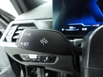 BMW 318 3 Serie Sedan 318i   M-Sportpakket   LED   L