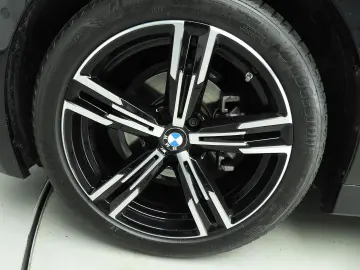 BMW 318 3 Serie Sedan 318i   M-Sportpakket   LED   L