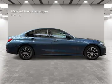 BMW 318i Limousine Navi Kamera Sportsitze HiFi
