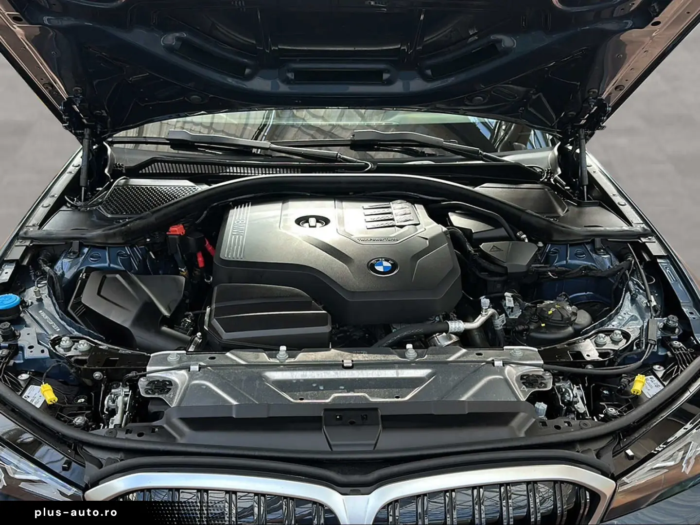 BMW 318i Limousine Navi Kamera Sportsitze HiFi