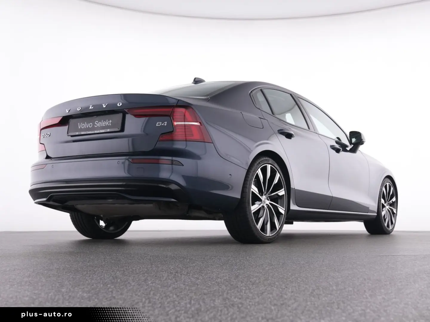 VOLVO S60 B4 PLUS DARK FAP HKSOUND LICHTPAK