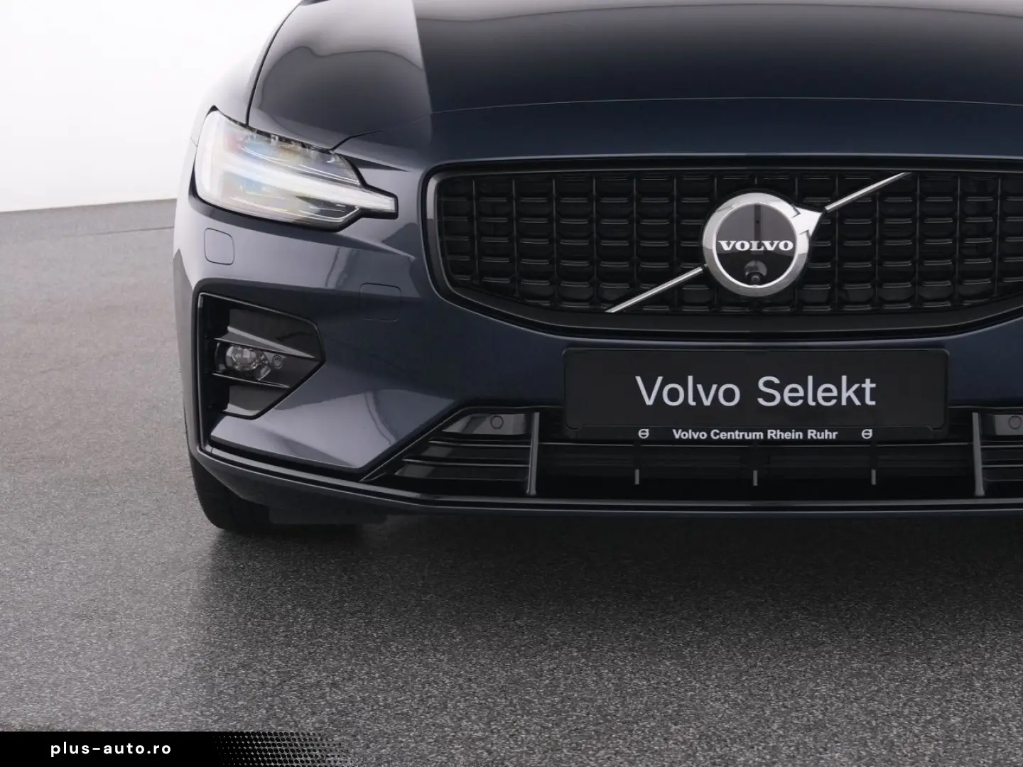 VOLVO S60 B4 PLUS DARK FAP HKSOUND LICHTPAK