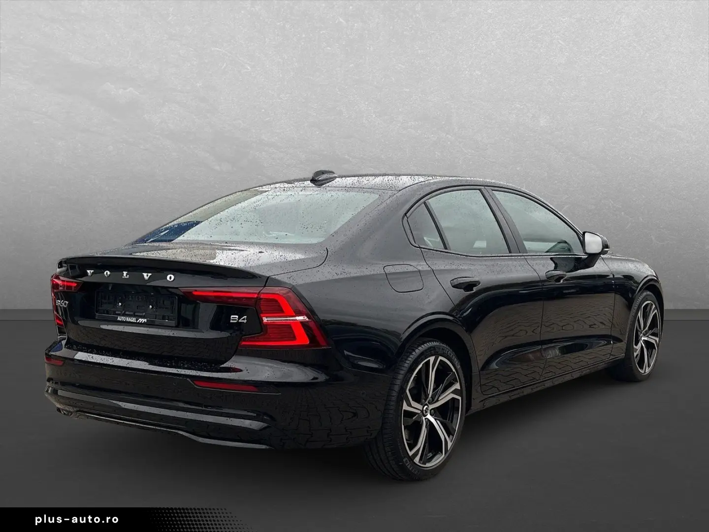 VOLVO S60 Benzin Plus Dark Pano AHK 360 Grad Kam. etc.