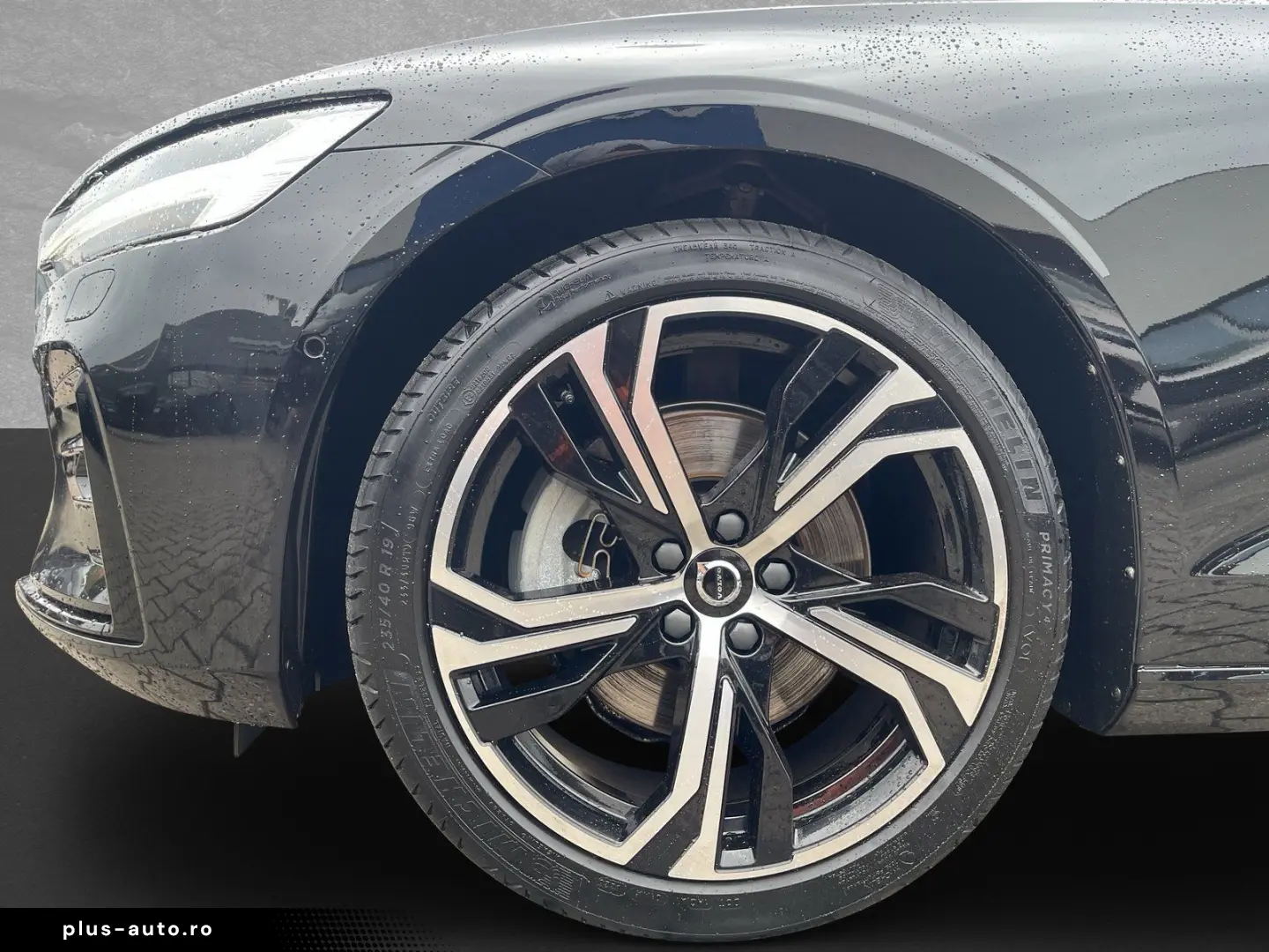 VOLVO S60 Benzin Plus Dark Pano AHK 360 Grad Kam. etc.