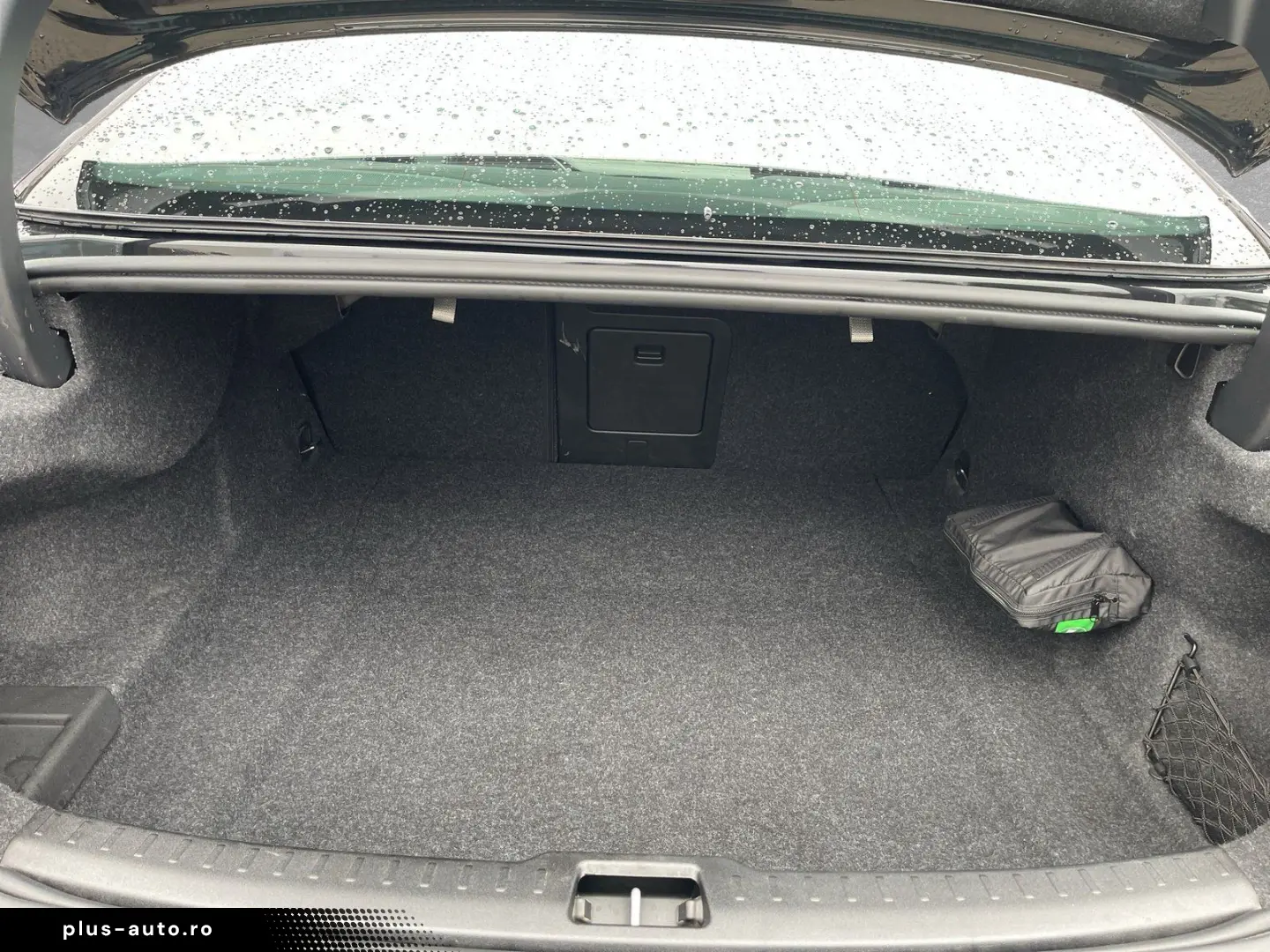 VOLVO S60 Benzin Plus Dark Pano AHK 360 Grad Kam. etc.