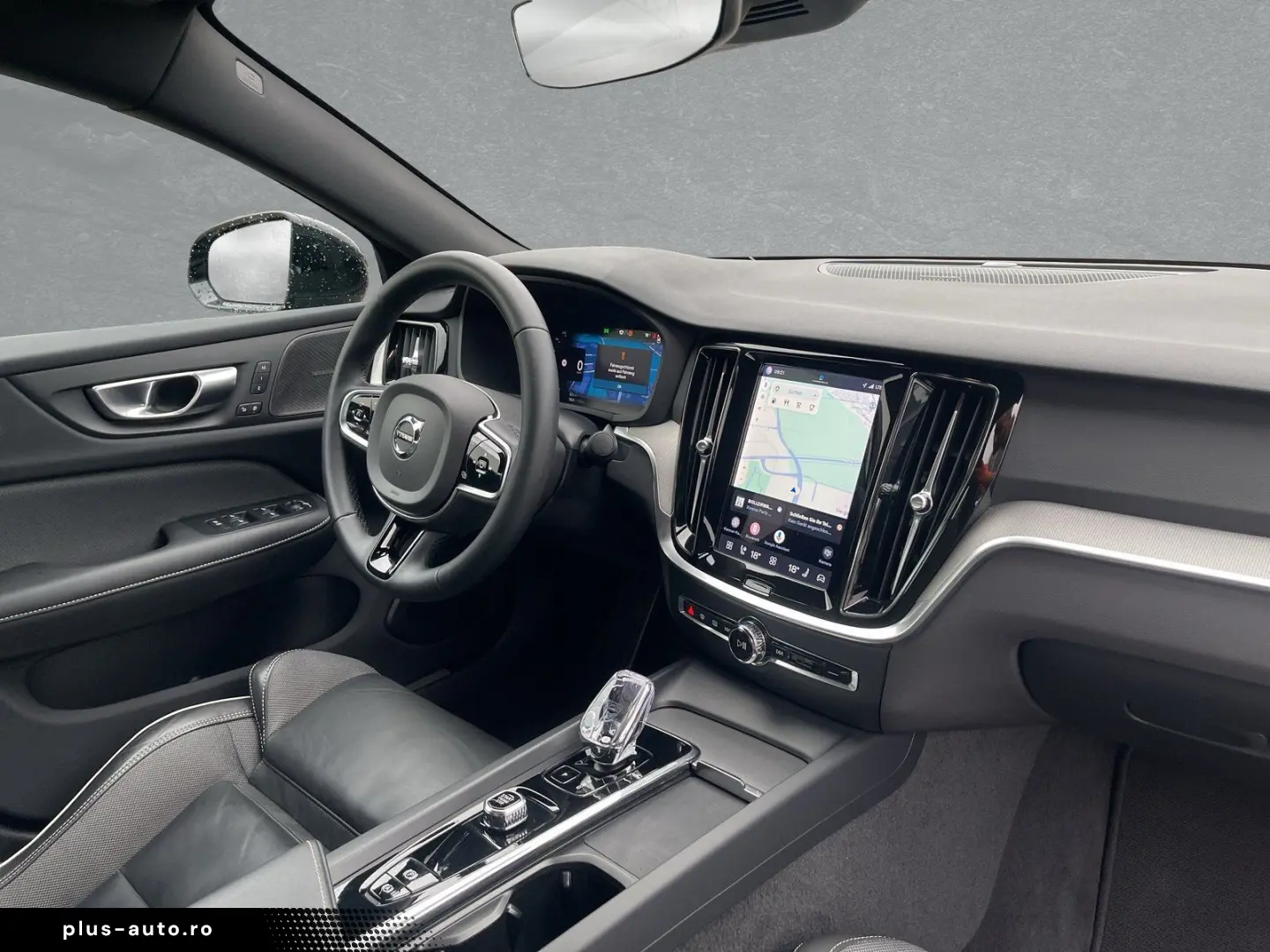 VOLVO S60 Benzin Plus Dark Pano AHK 360 Grad Kam. etc.