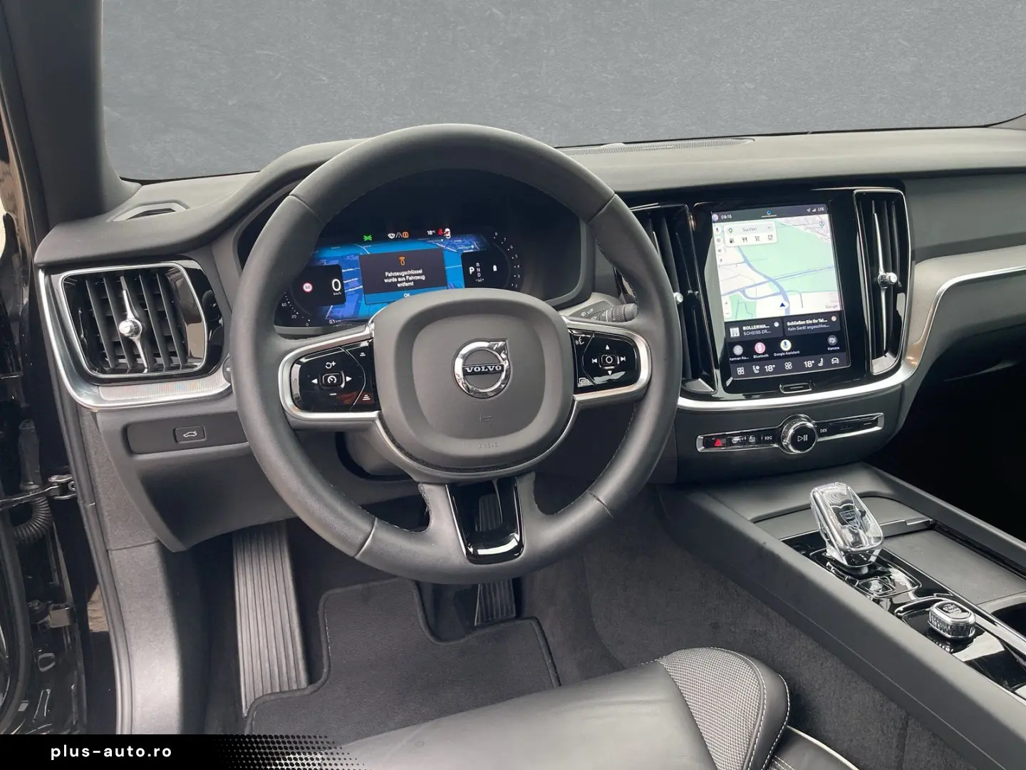 VOLVO S60 Benzin Plus Dark Pano AHK 360 Grad Kam. etc.