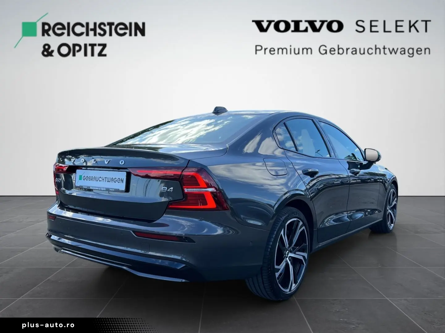 VOLVO S60 Plus Dark ACC Schiebedach Keyless 360