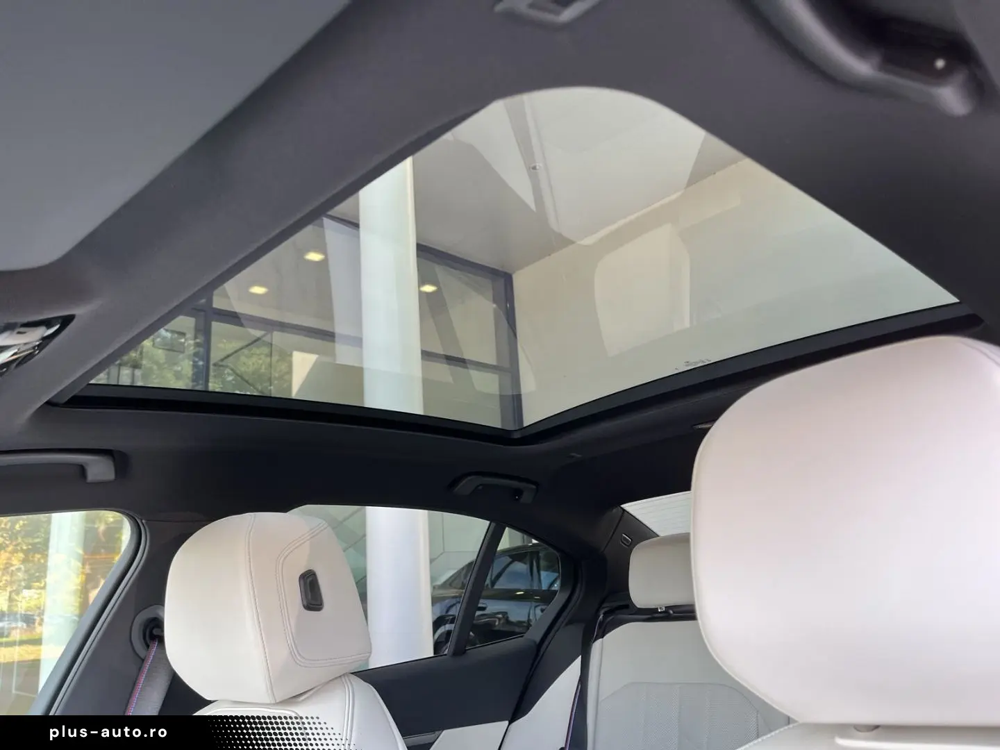 BMW 520 d M Sport Pro xDrive HUD StandHZG Pano Navi