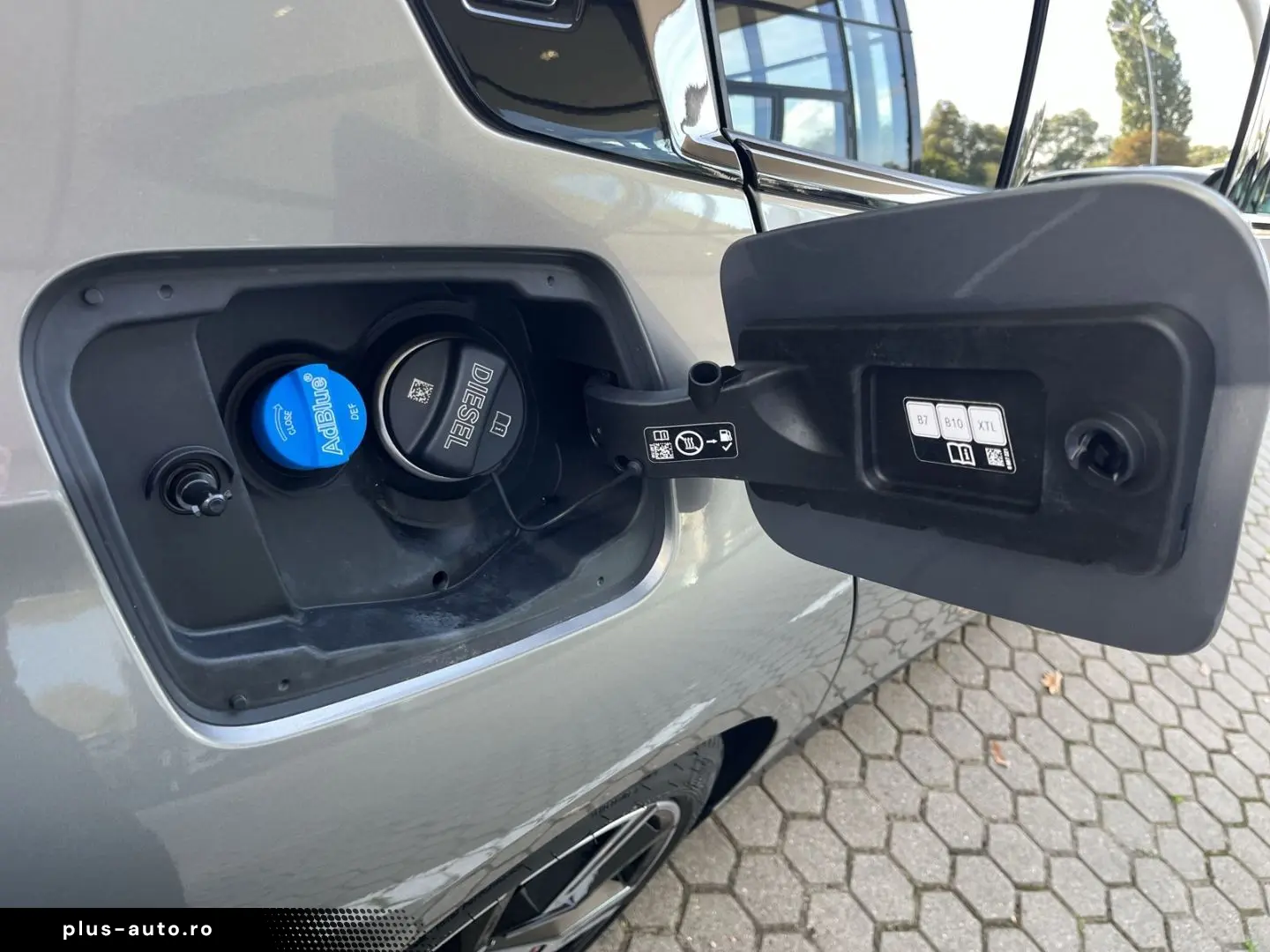 BMW 520 d M Sport Pro xDrive HUD StandHZG Pano Navi