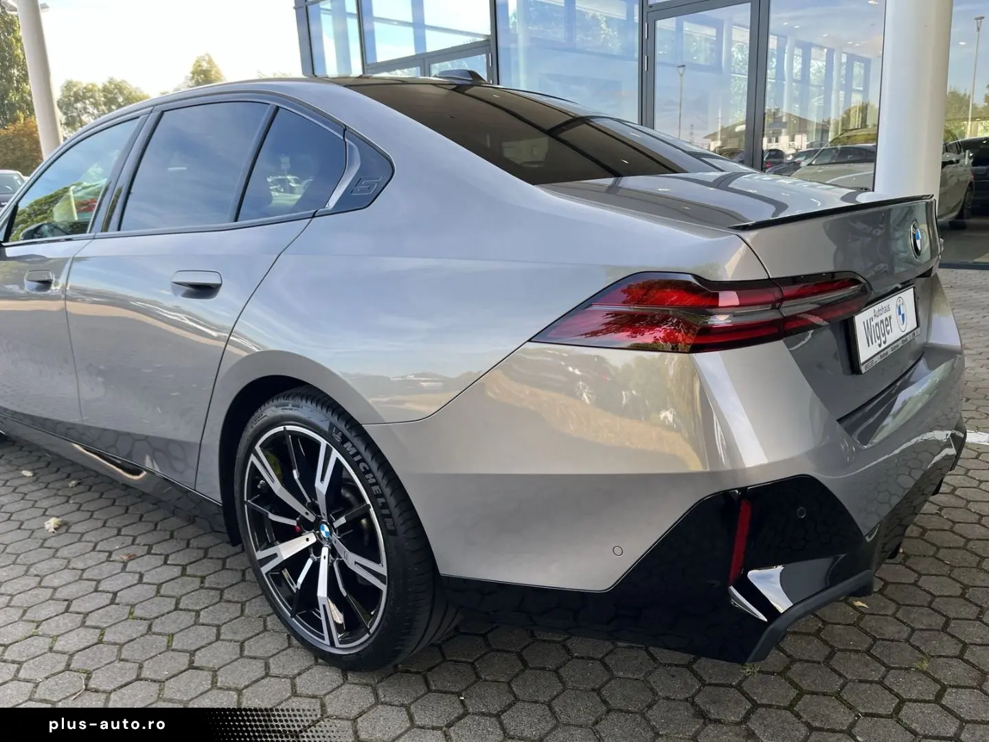 BMW 520 d M Sport Pro xDrive HUD StandHZG Pano Navi