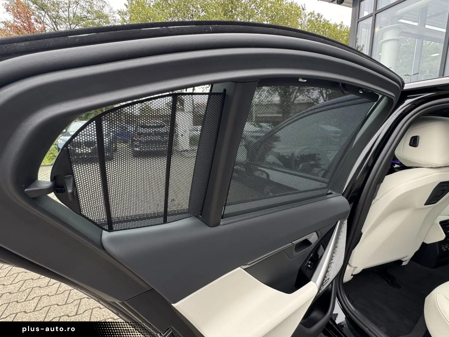 BMW 530e xDrive M Sport h&k PANO Autobahnas 360