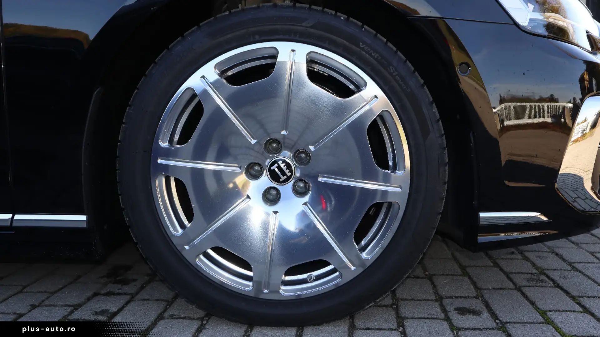 Audi A8 L 60TFSIe lang