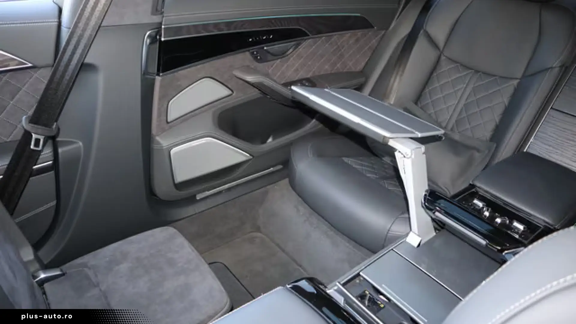 Audi A8 L 60TFSIe lang