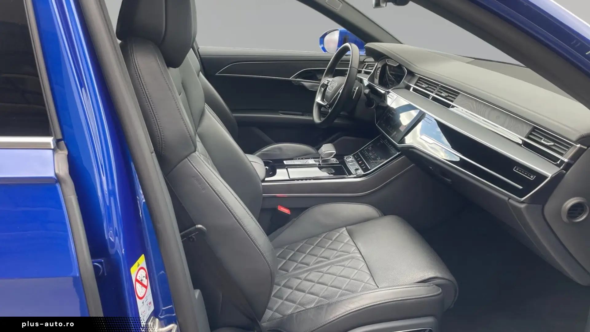 Audi A8 60 TFSI e quattro Matrix AHK HuD