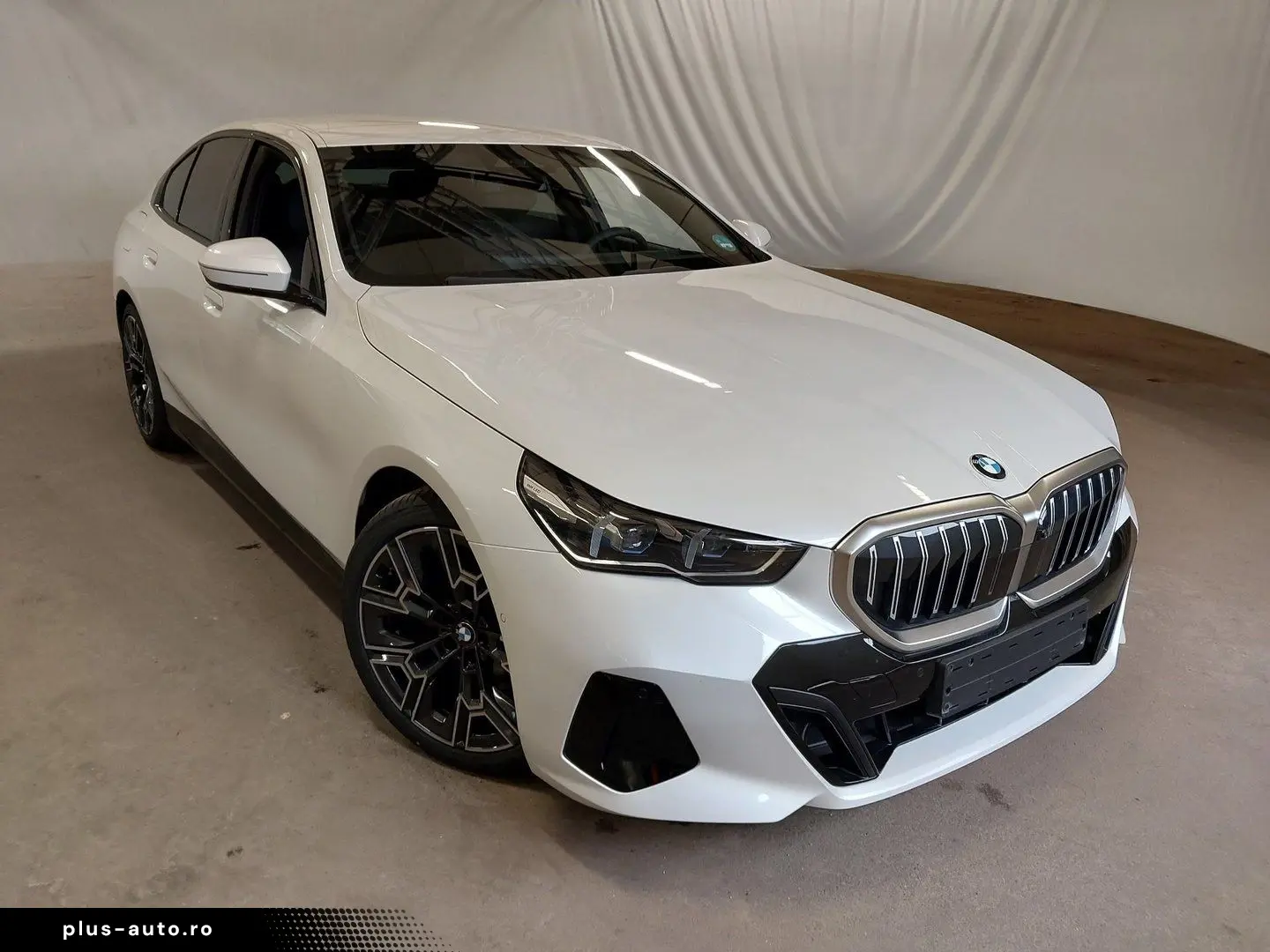 BMW 520d xDrive M Sport Autobahnas. H&K 360  StHzg