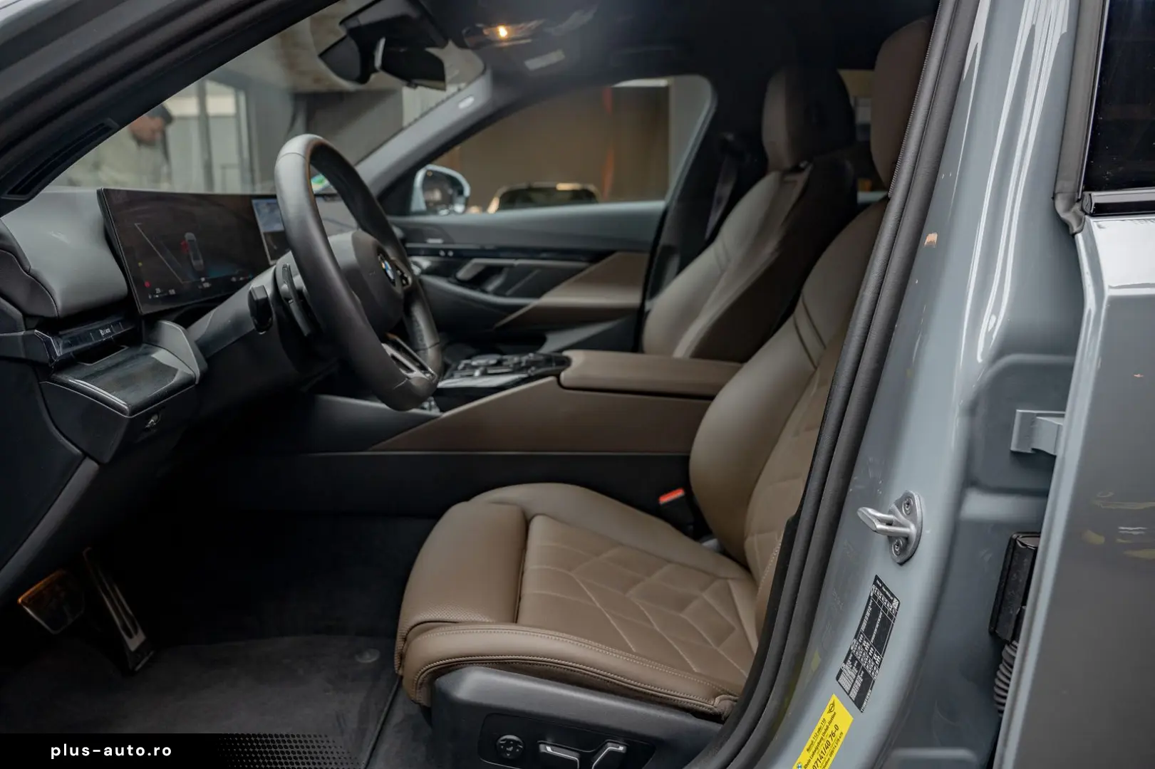 BMW 520 D M SPORT PRO MY25   INDIVIDUAL   HARMAN
