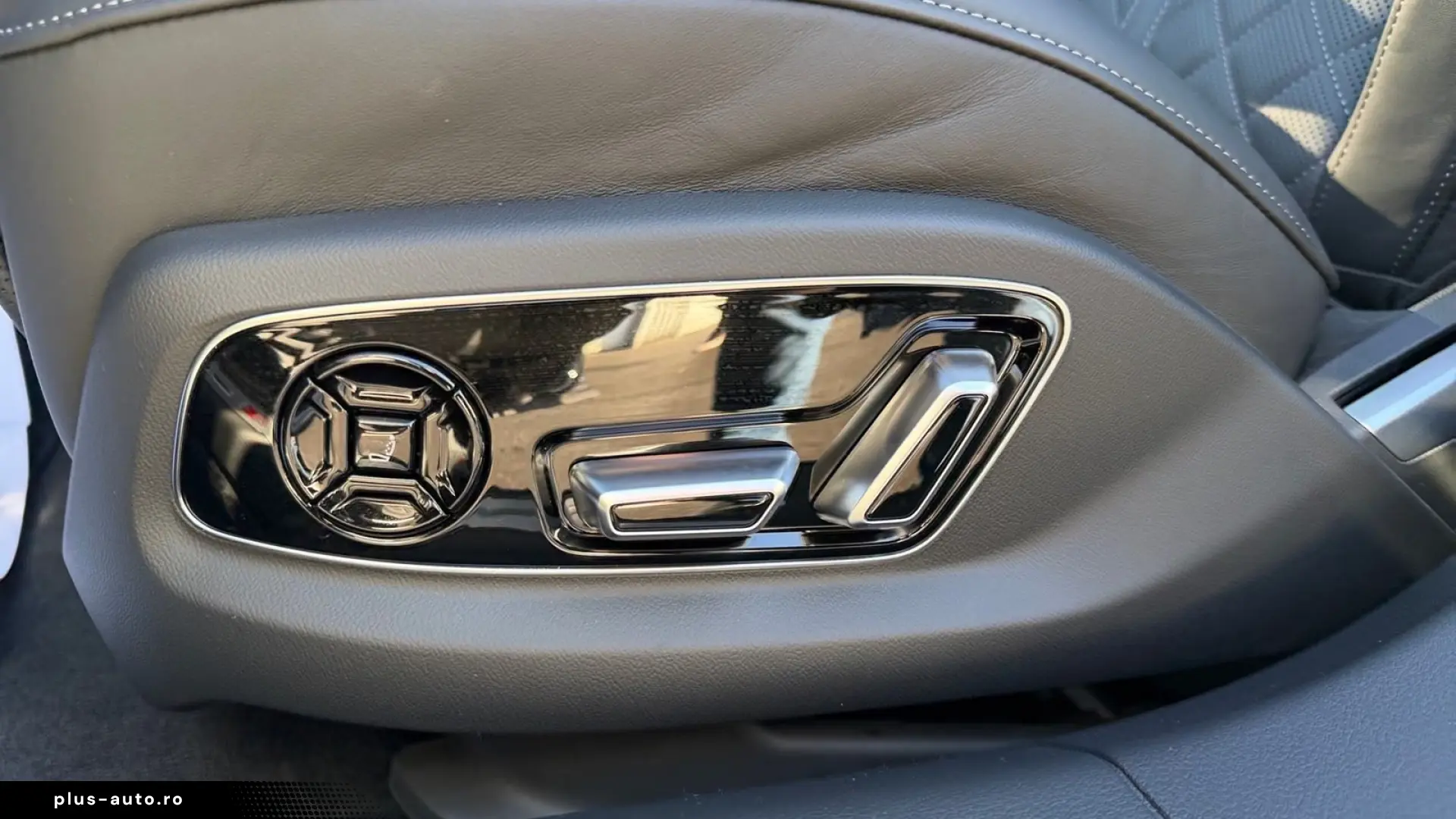 Audi A8 60 TFSI e Quattro Tiptronic