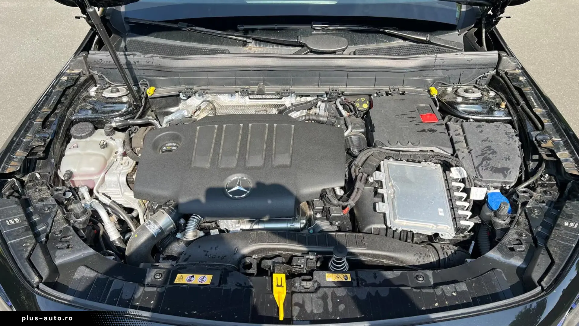 Mercedes-Benz GLB 220 d   AMG LINE  12 450 km