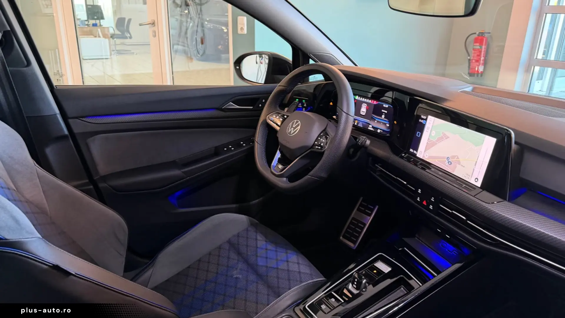 Volkswagen Golf R Black 2.0 TSI DSG – 333 CP  4Motion 4x4