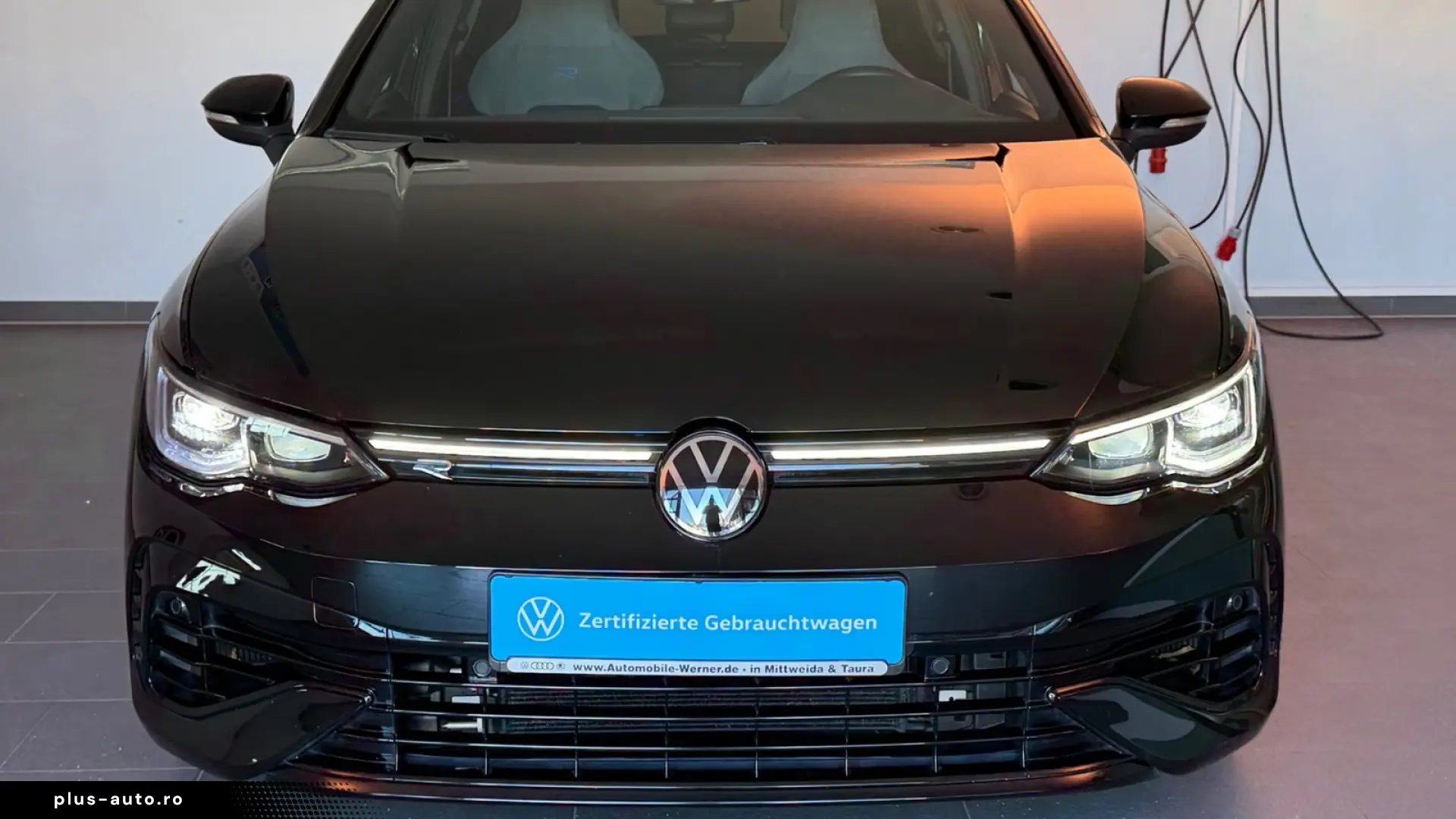 Volkswagen Golf R Black 2.0 TSI DSG – 333 CP  4Motion 4x4
