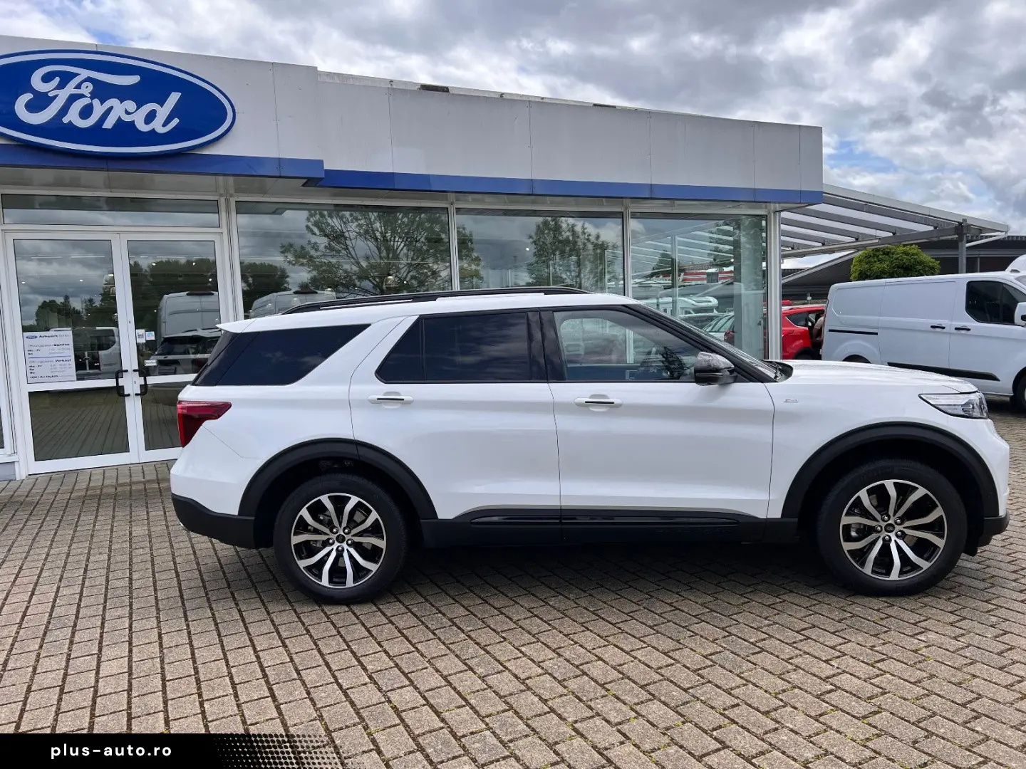 FORD Explorer ST-Line Plug-in-Hybrid 4x4