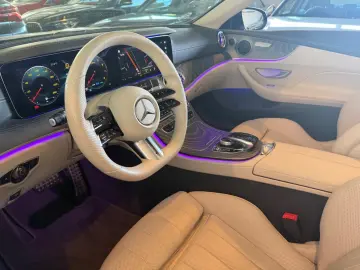 Mercedes-Benz E 200 Cabriolet AMG LINE DISTRONIC