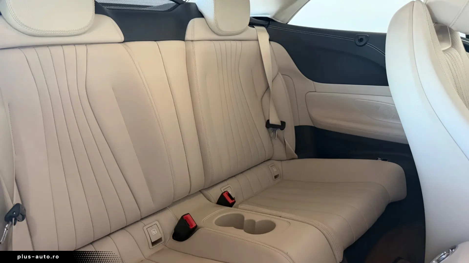 Mercedes-Benz E 200 Cabriolet AMG LINE DISTRONIC