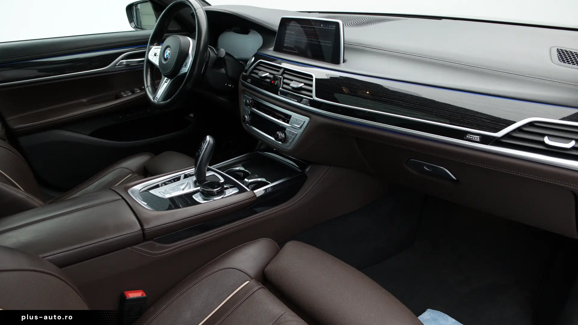 BMW 740d xDrive M-Sport   2020   Masaj   HK   Trapa
