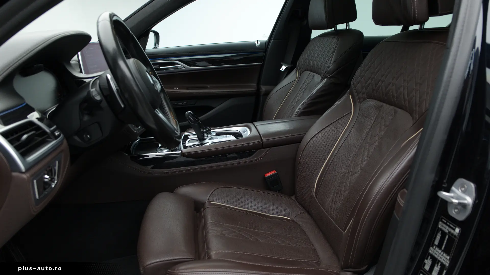 BMW 740d xDrive M-Sport   2020   Masaj   HK   Trapa