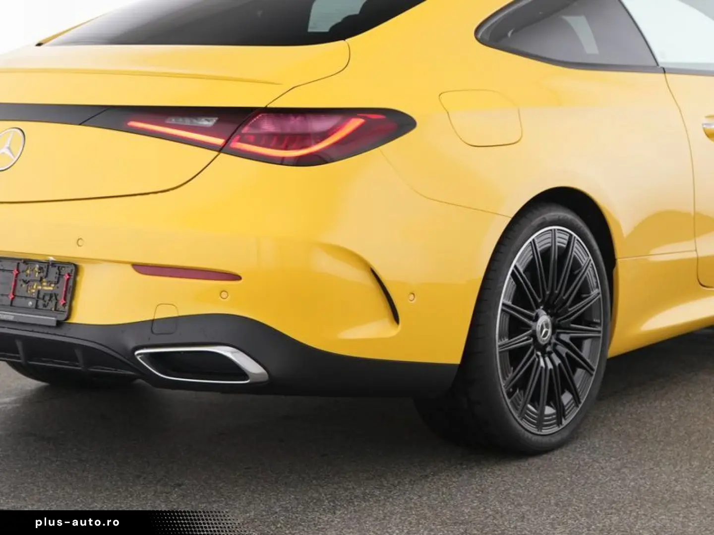 MERCEDES-BENZ CLE 300 4M AMG Pano Burm Nappa
