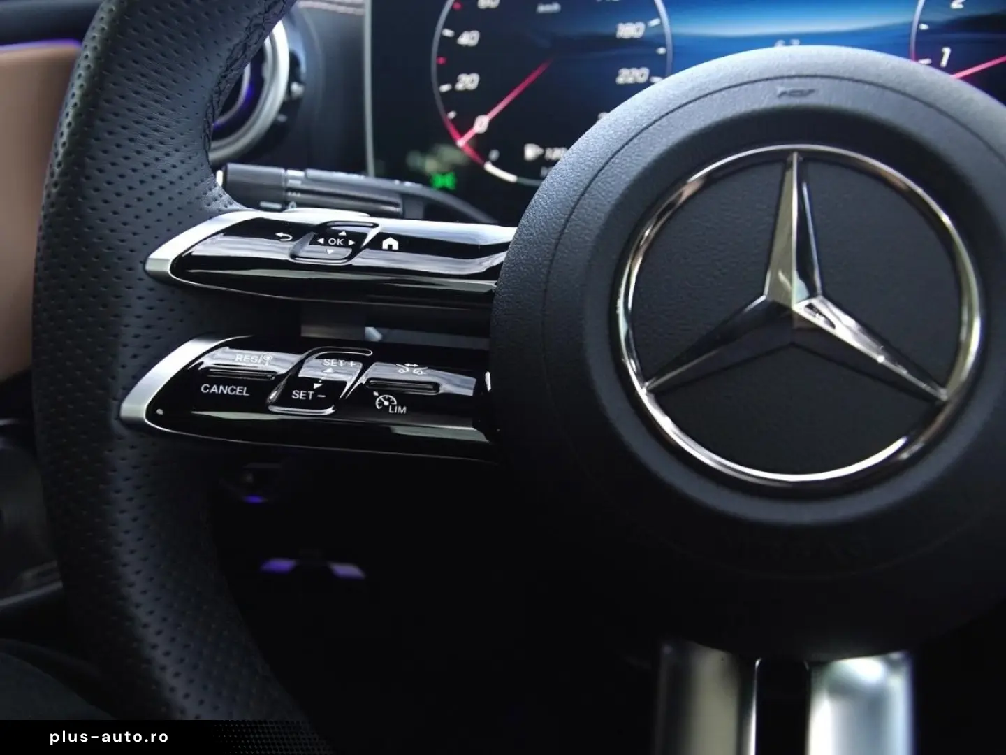 MERCEDES-BENZ CLE 450 4M AMG Night Pano Burm 360Cam HuD