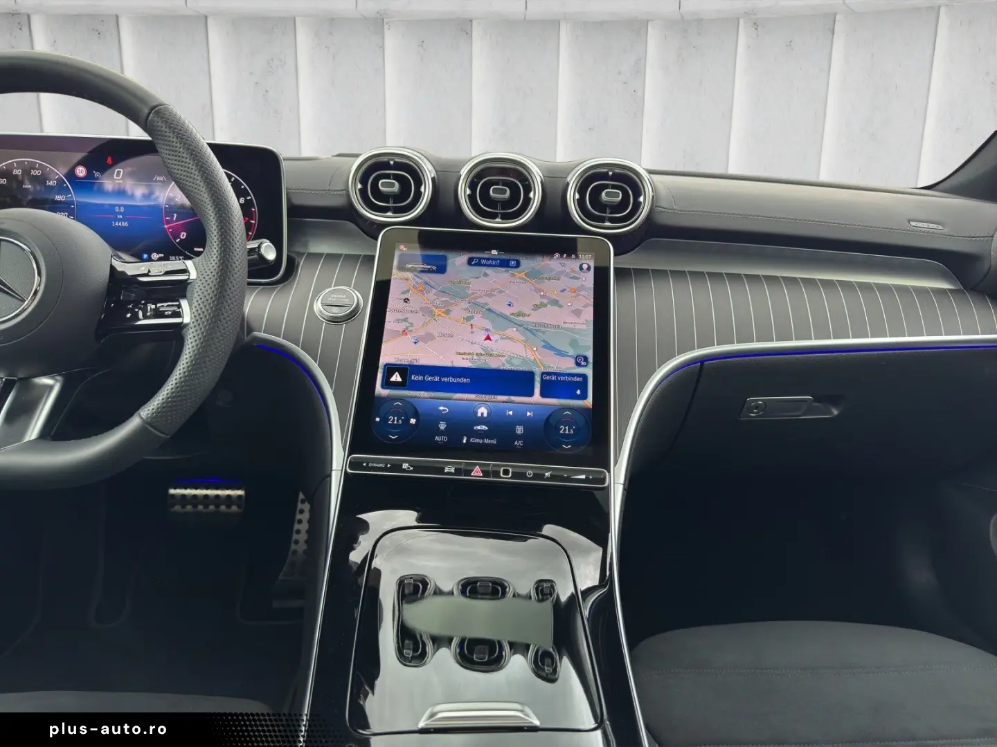 MERCEDES-BENZ CLE 300 4M AMG Premium  Night Pano Burm HuD