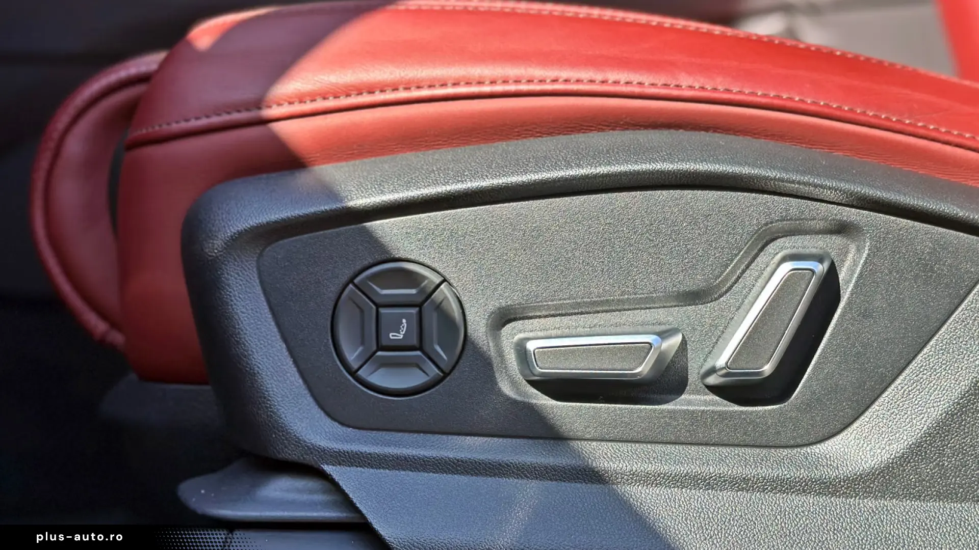 Audi SQ7 TFSI BLACK PANO HUD 7-SITZER