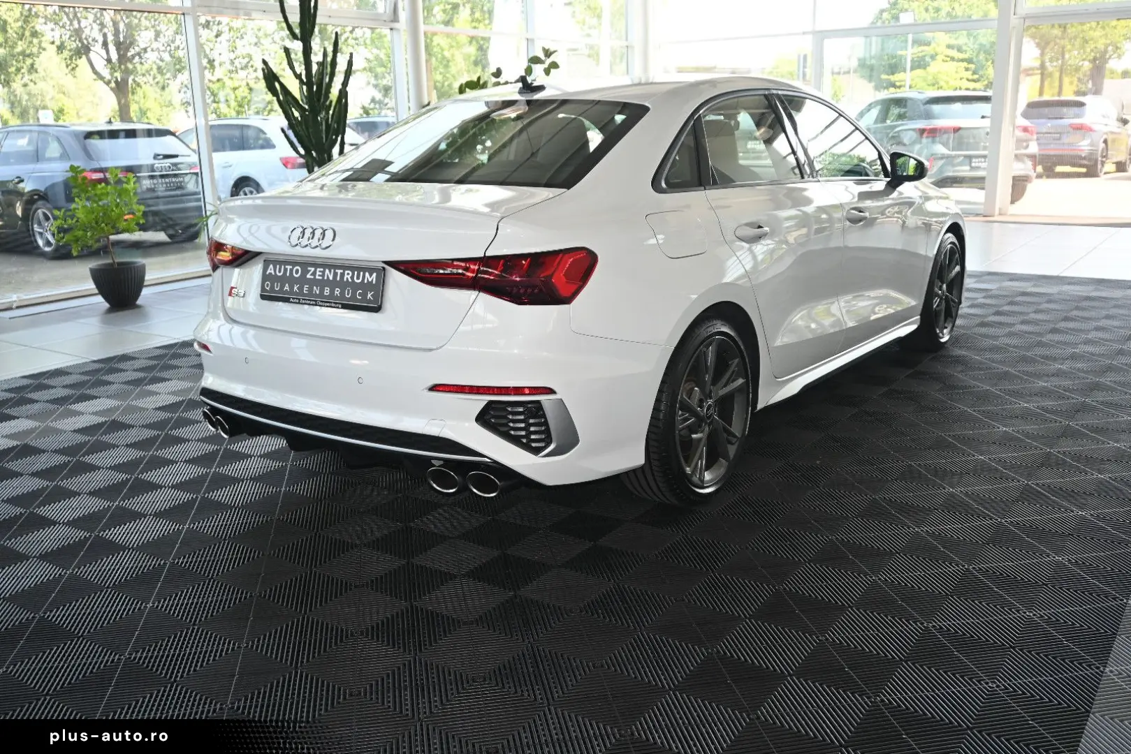 AUDI S3 Lim 2.0 TFSI Panorama Virtual LED T-Leder 18