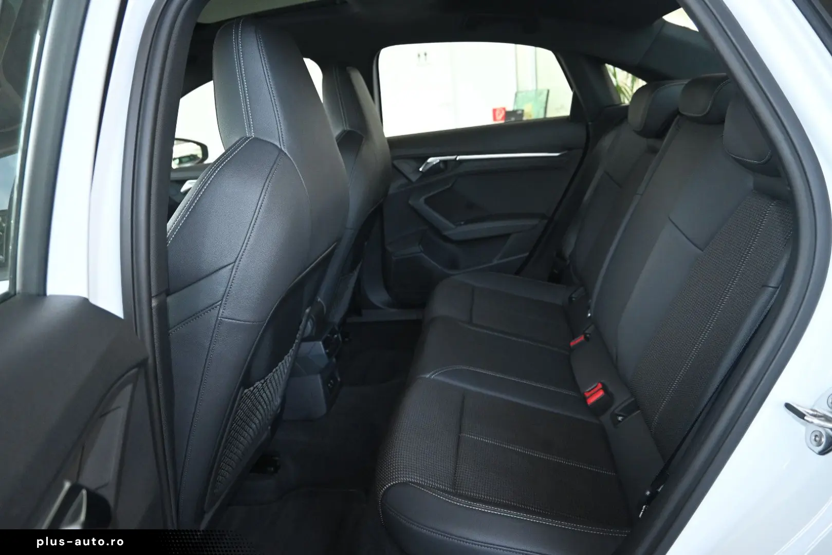 AUDI S3 Lim 2.0 TFSI Panorama Virtual LED T-Leder 18