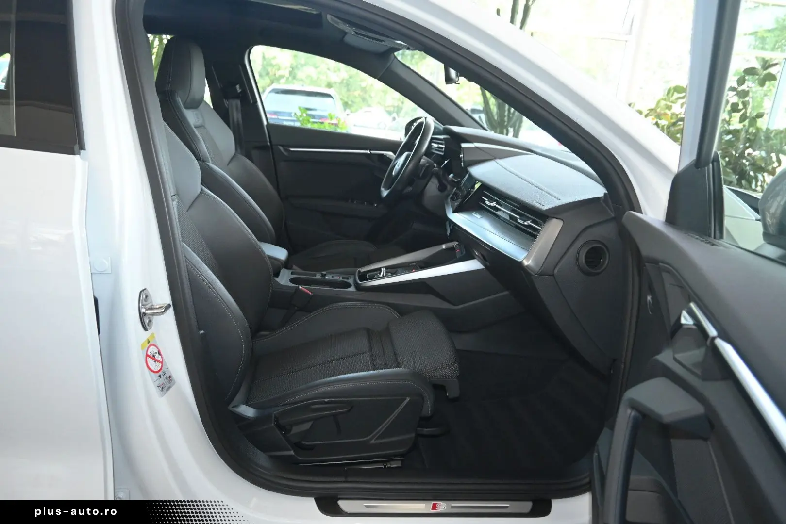 AUDI S3 Lim 2.0 TFSI Panorama Virtual LED T-Leder 18