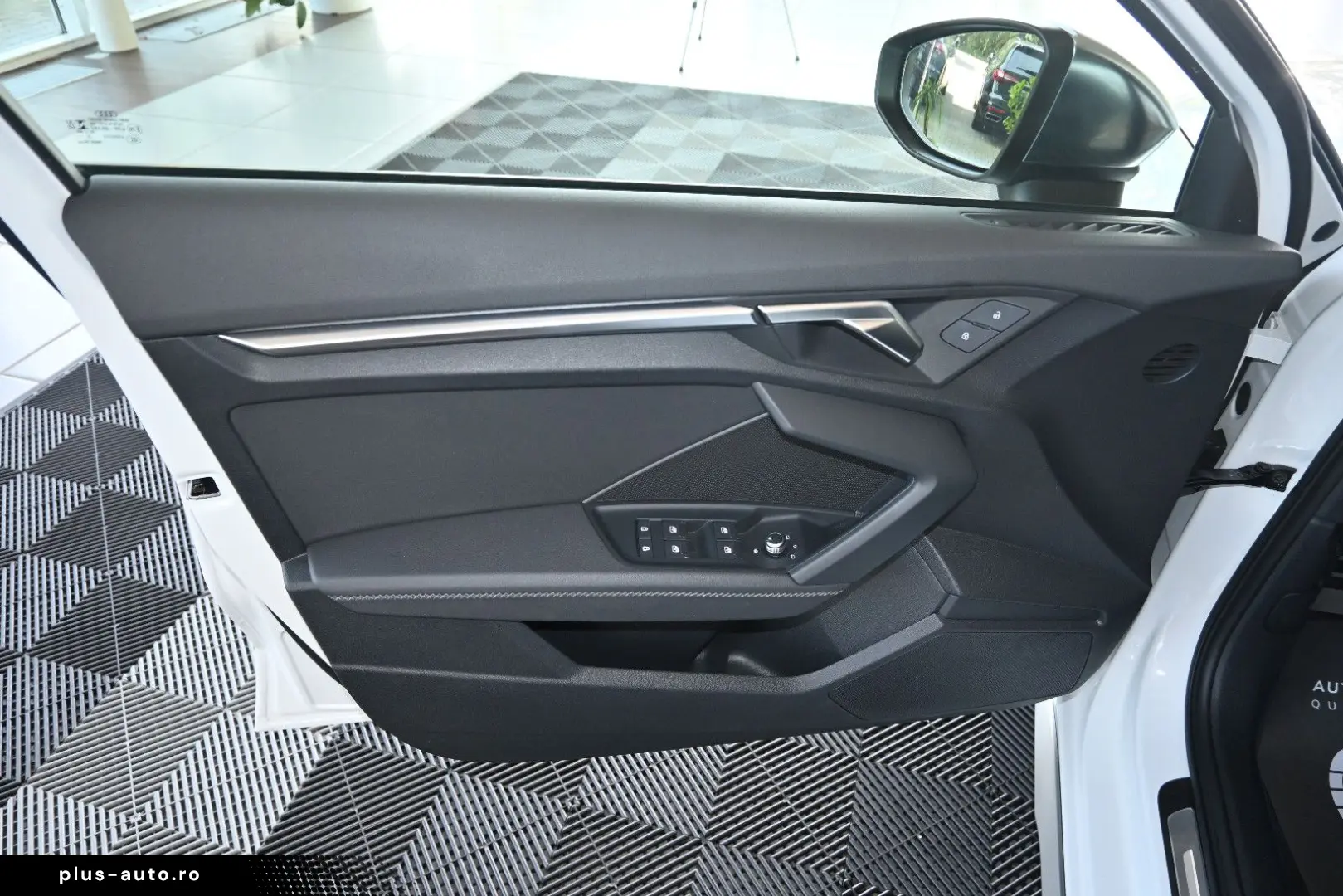 AUDI S3 Lim 2.0 TFSI Panorama Virtual LED T-Leder 18
