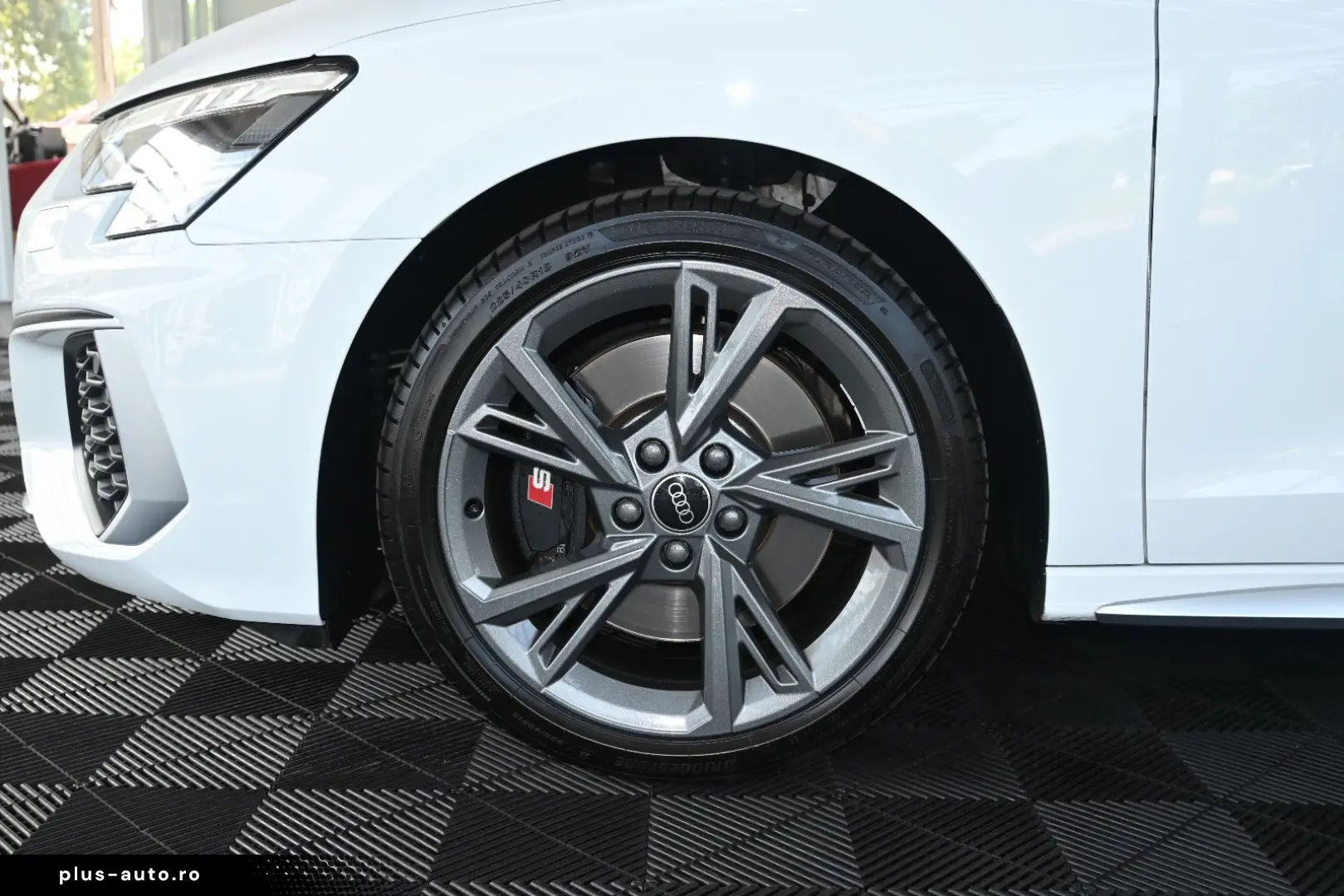 AUDI S3 Lim 2.0 TFSI Panorama Virtual LED T-Leder 18