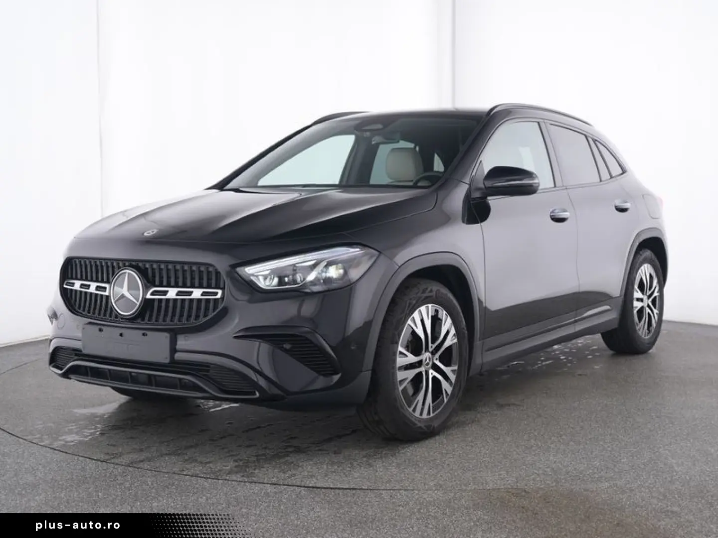 MERCEDES-BENZ GLA 220 d 4M PROGRESSIVE NIGHT AHK BURM MBEAM