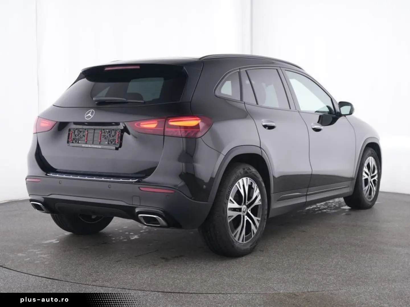 MERCEDES-BENZ GLA 220 d 4M PROGRESSIVE NIGHT AHK BURM MBEAM