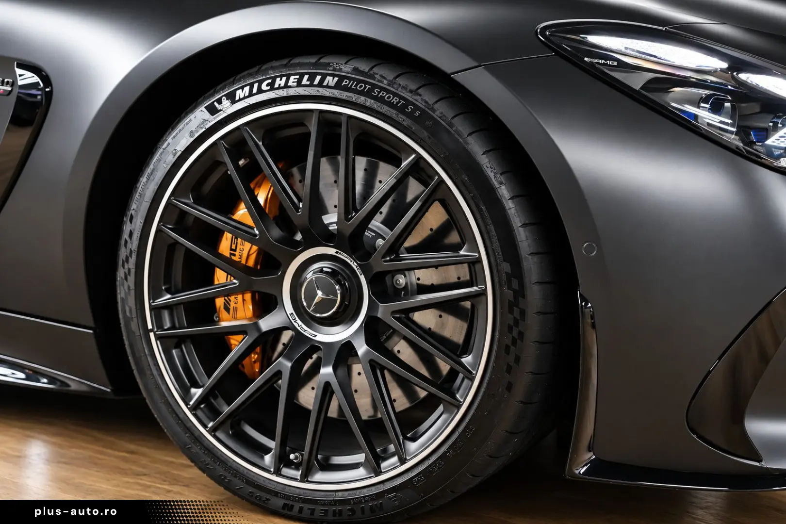 MERCEDES-BENZ AMG GT 63 4Matic  AeroKit Keramik SchalenSitze