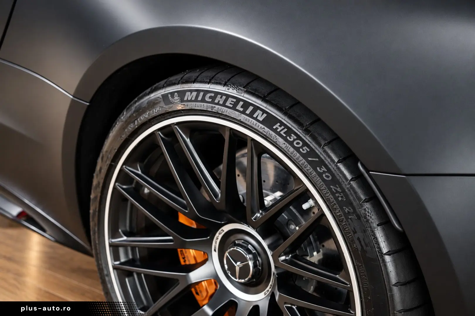 MERCEDES-BENZ AMG GT 63 4Matic  AeroKit Keramik SchalenSitze
