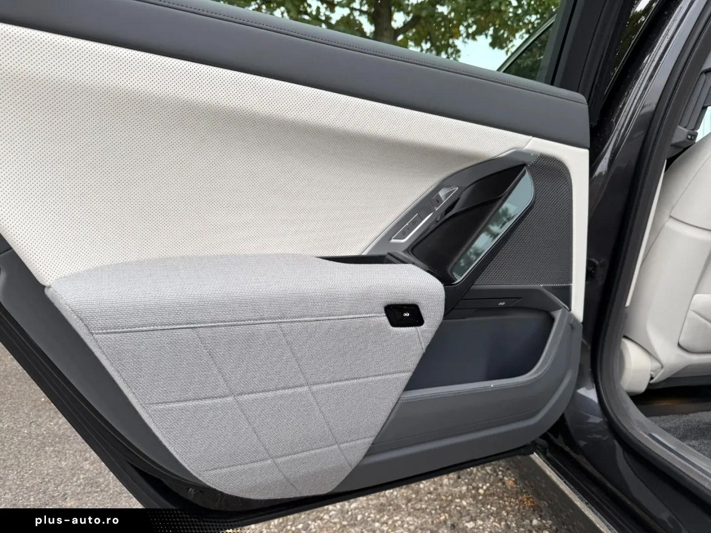 BMW 750e xDrive DrAP EXEC.LOUNGE TV CONNOI.