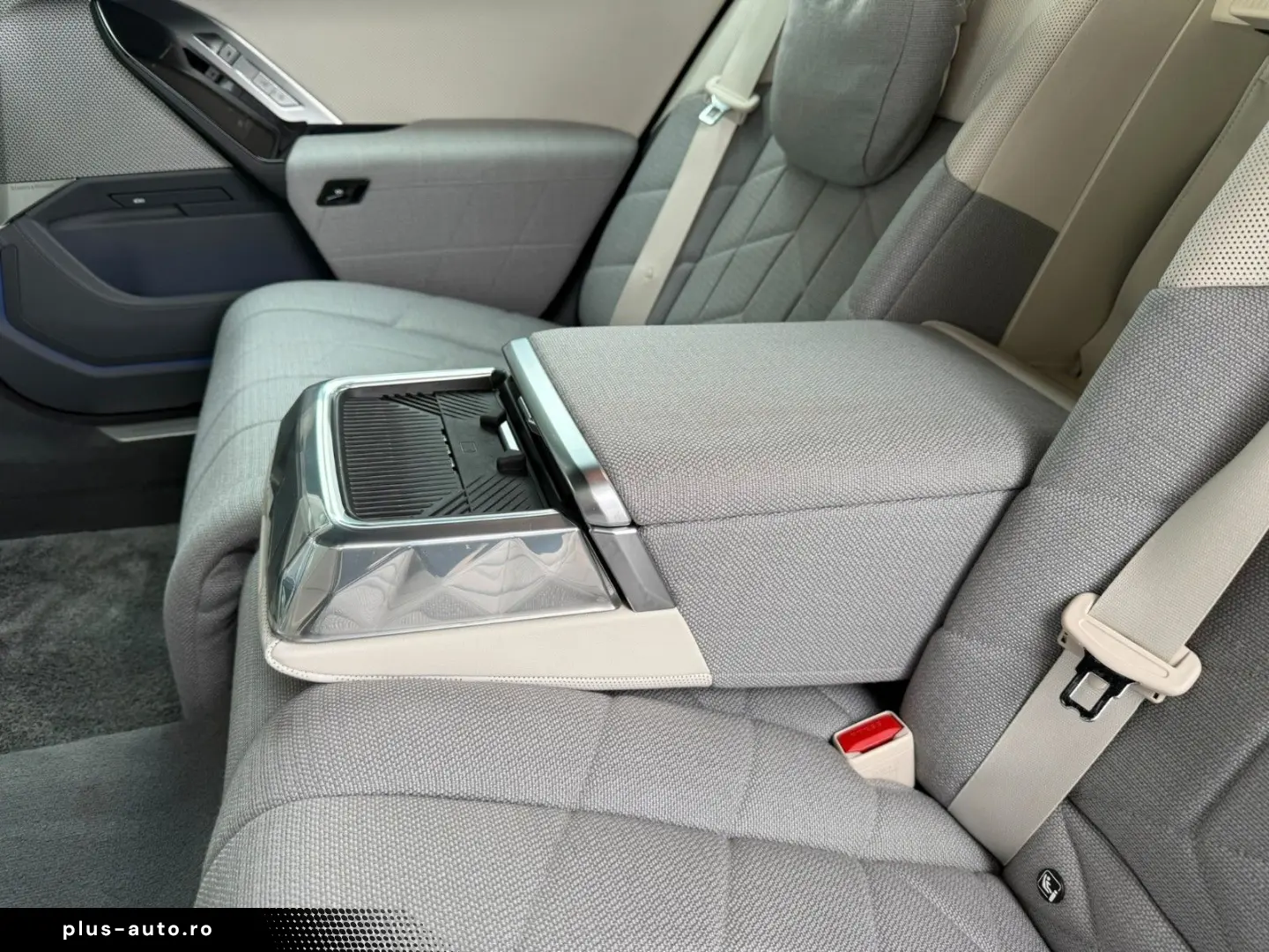 BMW 750e xDrive DrAP EXEC.LOUNGE TV CONNOI.