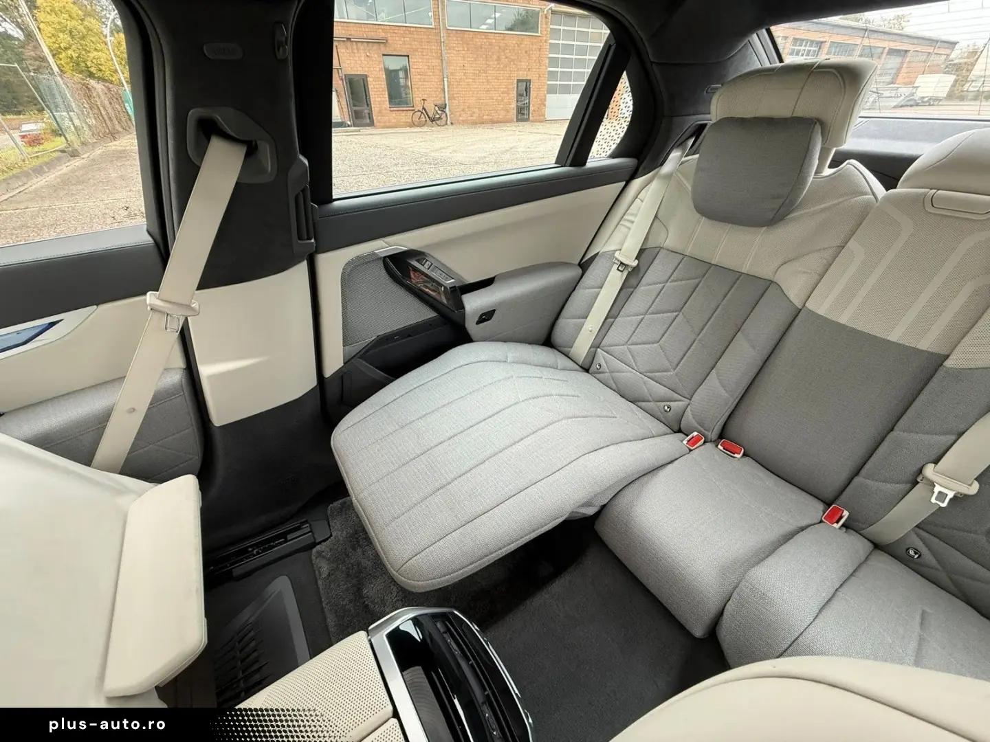 BMW 750e xDrive DrAP EXEC.LOUNGE TV CONNOI.