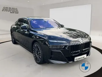BMW 750e xDrive M Sport Pro 21  AHK Massage v h Pano