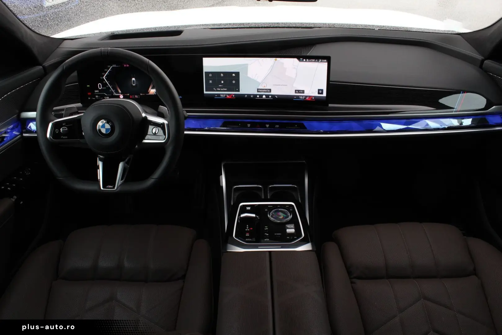 BMW 740 M Sport Pano CarPlay Iconic Glow B&W Sound